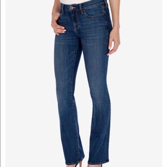 Lucky Brand Denim - LUCKY BRAND Low Waist Bootcut Size 25